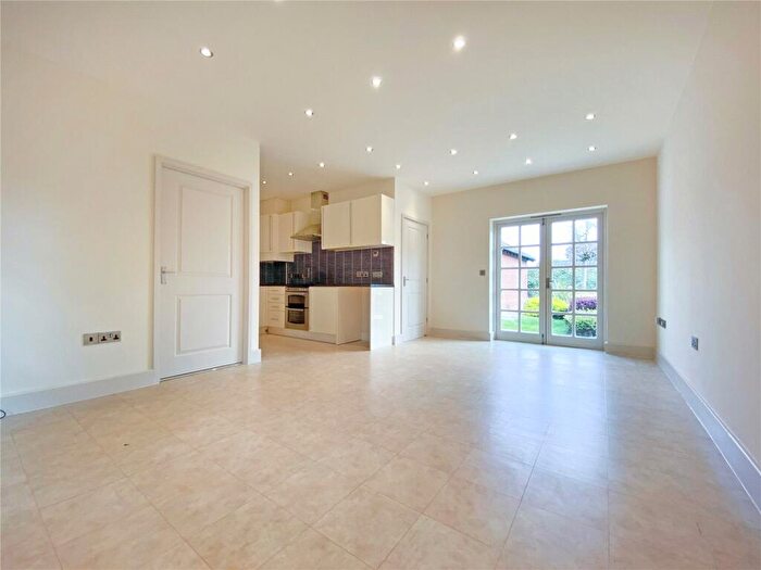 2 Bedroom Bungalow To Rent In Grove House, Huntingdon Road, Fenstanton, Huntingdon, PE28