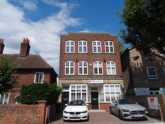 1 Bedroom Flat To Rent In Old London Road, Kingston Upon Thames, KT2