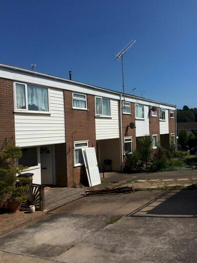4 Bedroom Property To Rent In Arden Drive, Torquay, TQ2