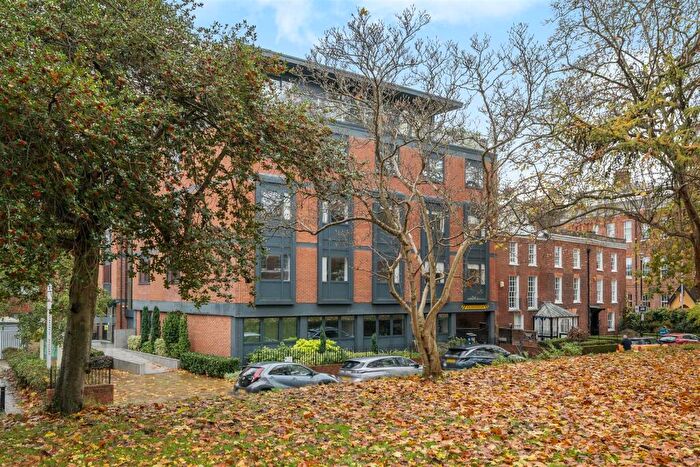 2 Bedroom Apartment For Sale In Trinity Court, Southernhay East, Exeter, EX1