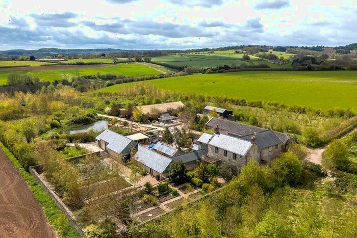 4 Bedroom Detached House For Sale In Hindon Lane, Tisbury, Salisbury, SP3