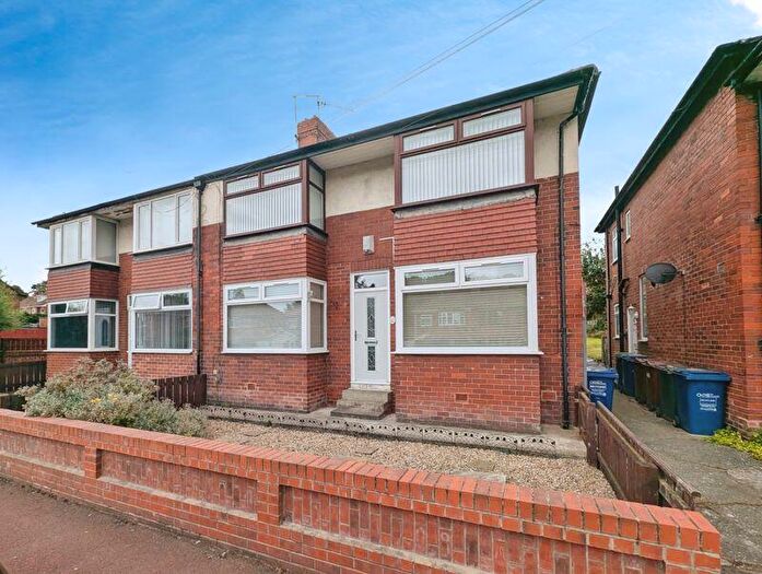 2 Bedroom Flat To Rent In Silver Lonnen, Newcastle Upon Tyne, NE5