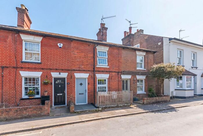 2 Bedroom Cottage For Sale In Charles Street, Tring, HP23