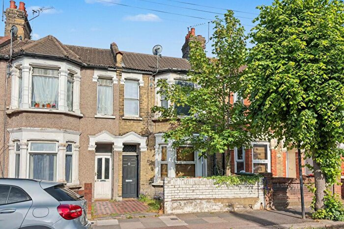 2 Bedroom Flat For Sale In A Little Ilford Lane, Manor Park, London, E12