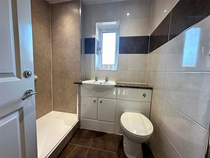 3 Bedroom Terraced House For Sale In Second Avenue, Dumbarton, G82