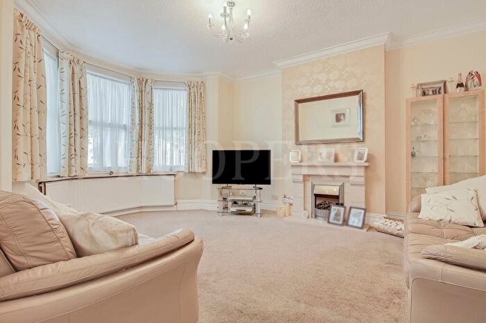 4 Bedroom Terraced House For Sale In Gladstone Park Gardens, London, NW2