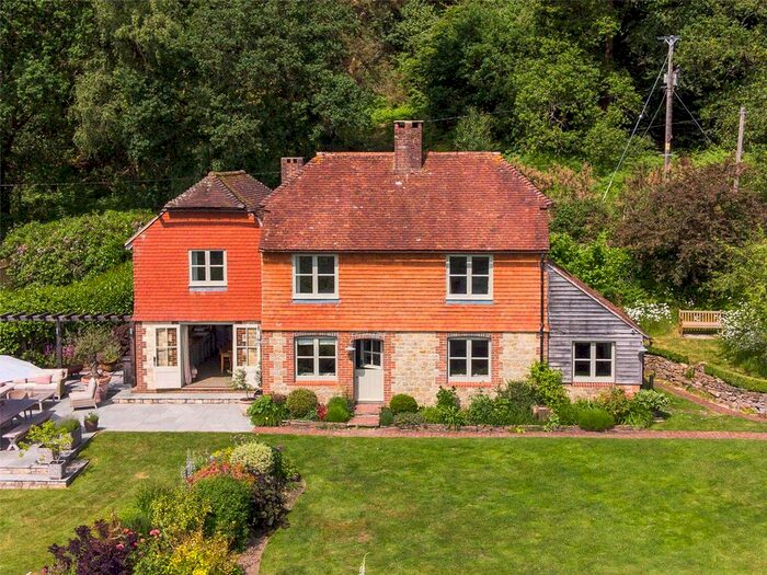 4 Bedroom Property For Sale In Bexley Hill, Petworth, West Sussex GU28