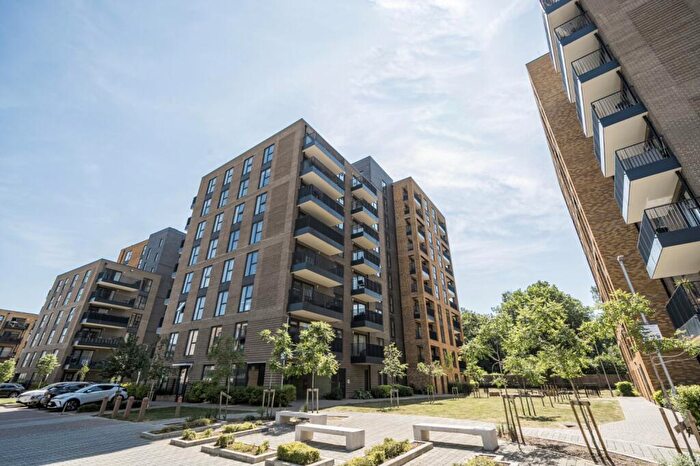 2 Bedroom Flat To Rent In Bowen Drive London, SE7