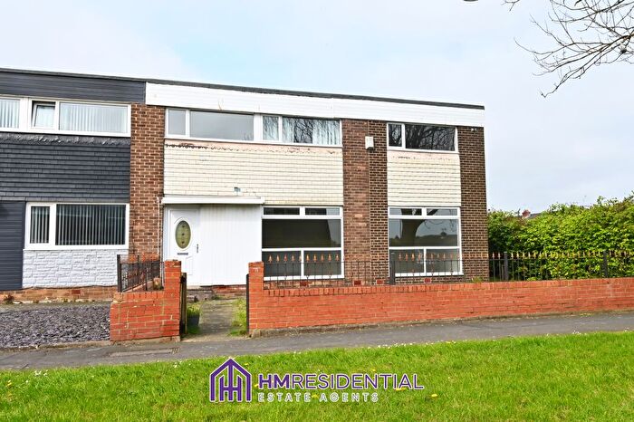 4 Bedroom End Of Terrace House To Rent In Clifton Walk, Chapel House, Newcastle Upon Tyne, NE5