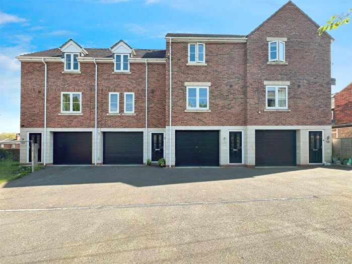 2 Bedroom Mews For Sale In Lawton Street, Congleton, CW12