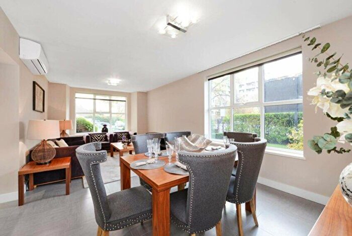 3 Bedroom Flat To Rent In Boydell Court, St. Johns Wood Park, St. Johns Wood, NW8