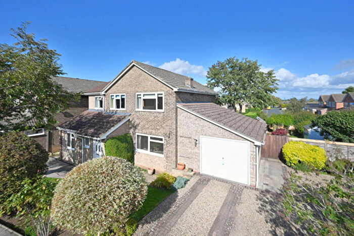 4 Bedroom Detached House For Sale In West Lane, Ripon, HG4