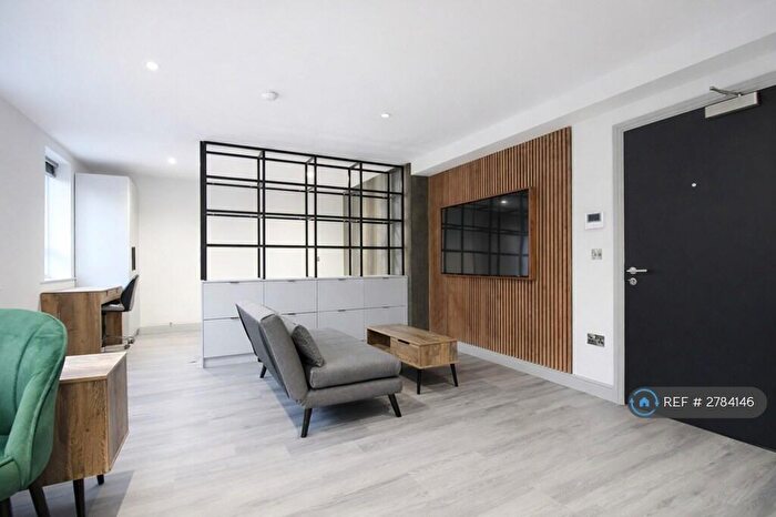 Studio To Rent In Tankerville Place, Newcastle Upon Tyne, NE2