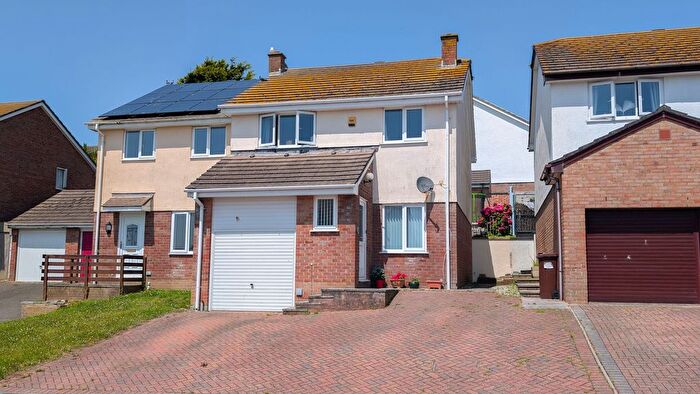 3 Bedroom Semi Detached House For Sale In Parc Godrevy, Newquay, TR7