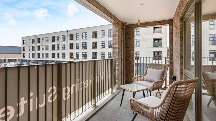 2 Bedroom Flat For Sale In Newmarket Road, Teversham, Cambridge, CB5