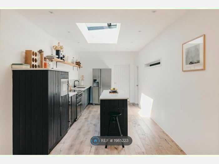 2 Bedroom Terraced House To Rent In Morford Street, Bath, BA1