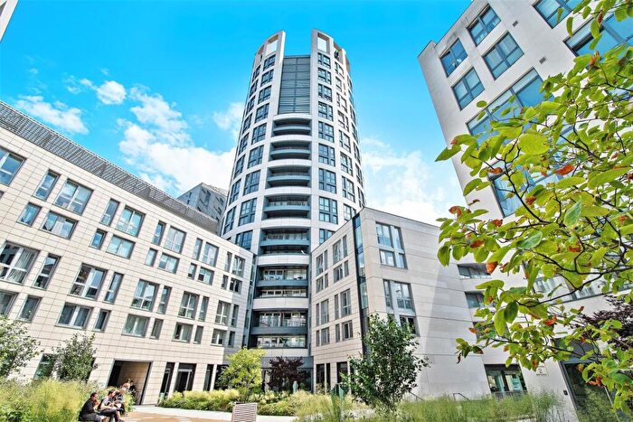 1 Bedroom Flat To Rent In Eagle Point, City Road, EC1V