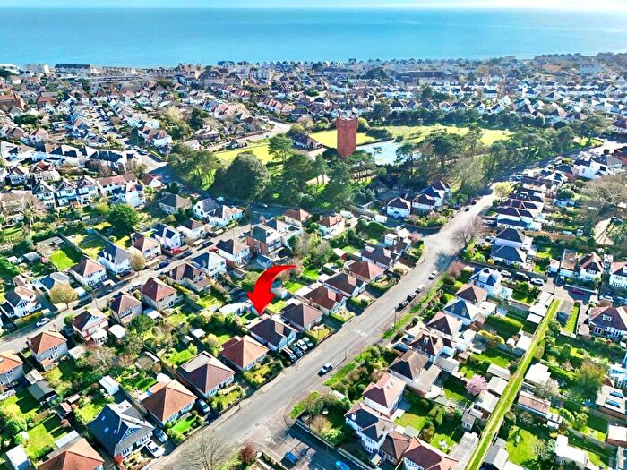 3 Bedroom Bungalow For Sale In Tuckton Road, Bournemouth, Dorset, BH6