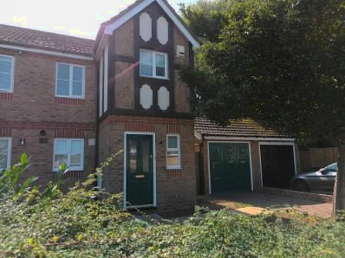 2 Bedroom Property To Rent In Church Langley, Harlow, Essex, CM17