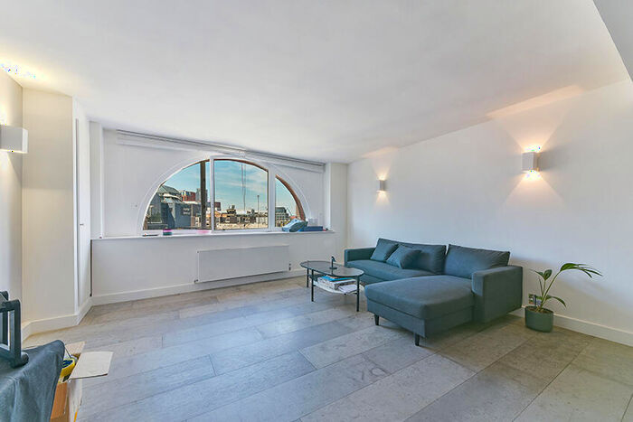 2 Bedroom Apartment To Rent In Tabernacle Street, Old Street London, EC2A