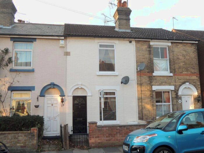 2 Bedroom Property To Rent In Barrington Road, Colchester, CO2