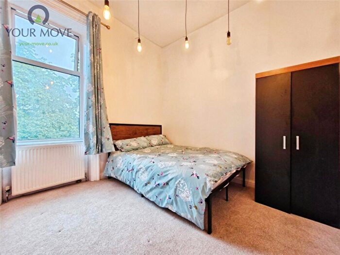 1 Bedroom Semi-Detached House To Rent In Skipton Road, Keighley, West Yorkshire, BD21