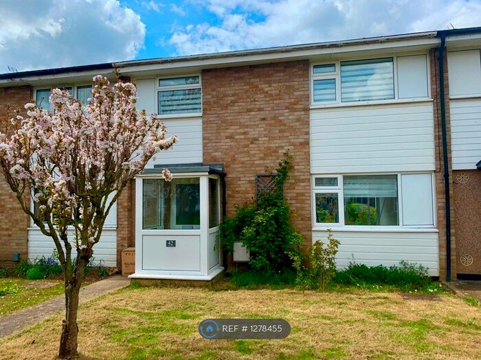 3 Bedroom Terraced House To Rent In Fairfield Drive, Broxbourne EN10