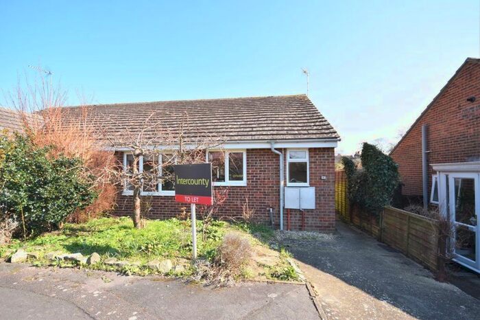 2 Bedroom Bungalow To Rent In The Wayback, Saffron Walden, CB10
