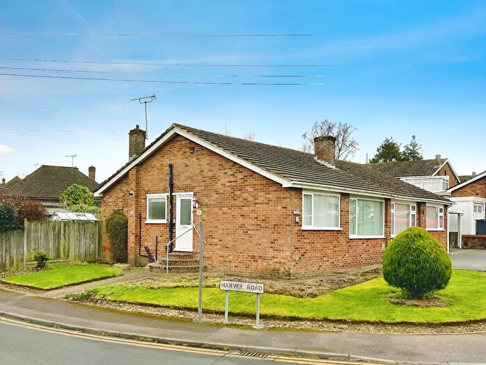 2 Bedroom Semi-Detached Bungalow For Sale In Foxglove Road, Willesborough, TN24