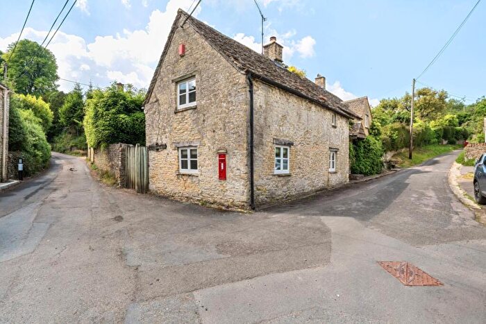 3 Bedroom Cottage To Rent In Queen Street Cheltenham, GL54