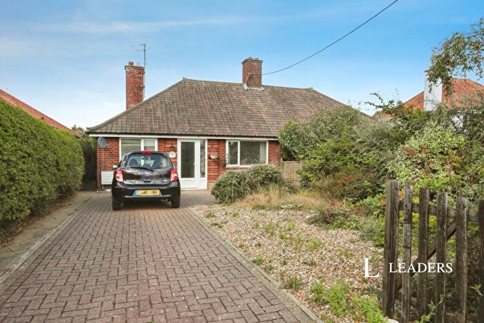 2 Bedroom Bungalow To Rent In Saxmundham Road, Aldeburgh, IP15