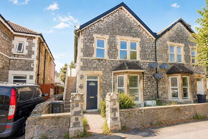2 Bedroom Flat For Sale In Whitecross Road**Fully Refurbished**Ideal Location**Two Double Bedrooms**, BS23