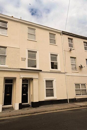 5 Bedroom Flat To Rent In Clifton Place, Plymouth, PL4