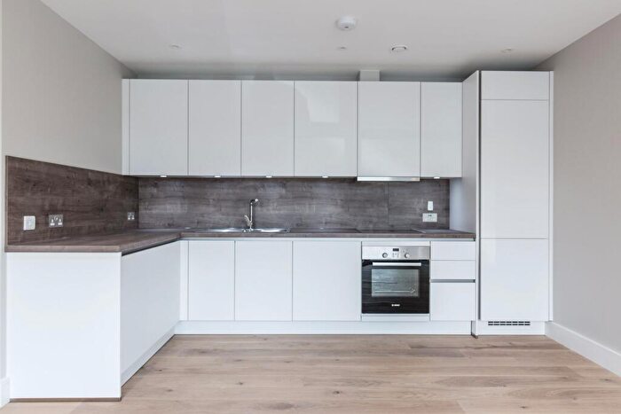 1 Bedroom Flat To Rent In Flat Sidcup House - Station Road, DA15