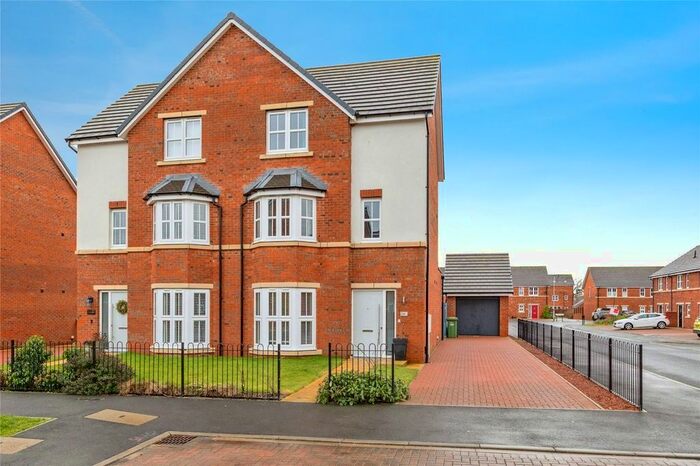4 Bedroom Semi-Detached House For Sale In Hornbeam Drive, Yarm, Cleveland, TS15