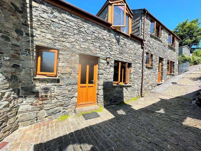 3 Bedroom Barn Conversion To Rent In Mary Tavy, Tavistock, PL19