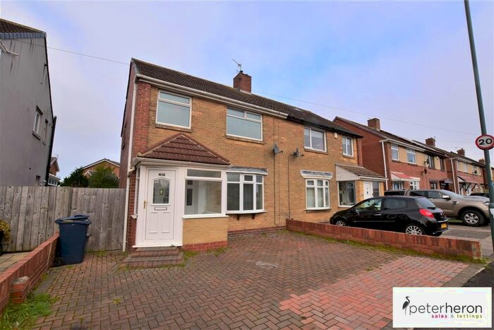 3 Bedroom Semi-Detached House To Rent In Cedar Grove, Whitburn, Sunderland, SR6