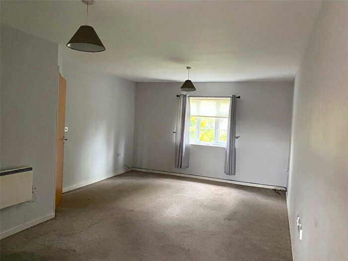 2 Bedroom Flat For Sale In Shalemere Court, Atherton, Manchester, Greater Manchester, M46