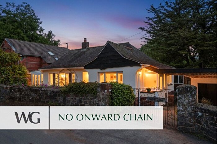 2 Bedroom Bungalow For Sale In Dinneford Street, Thorverton, Exeter, EX5