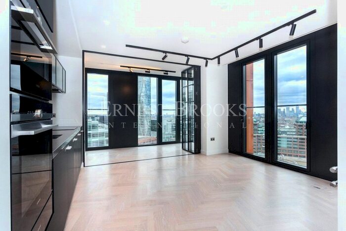 2 Bedroom Flat To Rent In One Crown Place, Wilson Street, Moorgate, EC2A