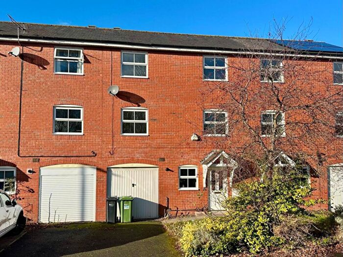 4 Bedroom House For Sale In Kernal Road, Hereford, HR4