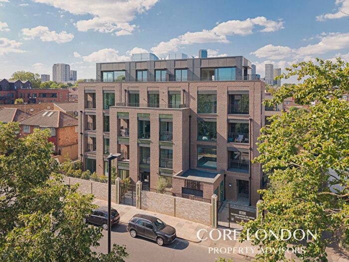 2 Bedroom Flat For Sale In Artscene, Acton, W3