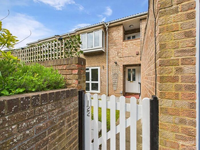 1 Bedroom Maisonette To Rent In Sorrel Bank, Linton Glade, Croydon, CR0