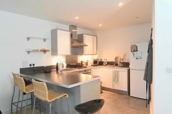 1 Bedroom Flat To Rent In Eden Grove, London, N7