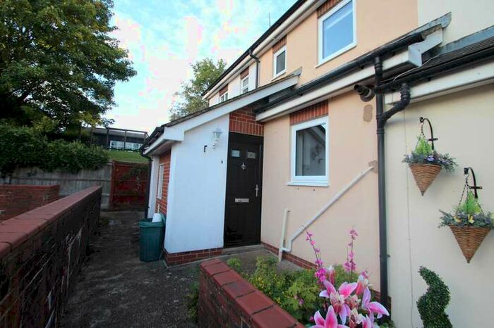 1 Bedroom House To Rent In Town Centre, HP2