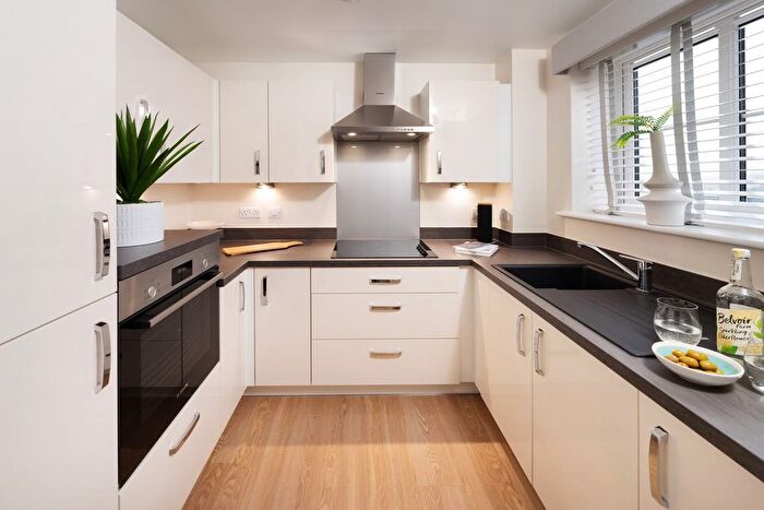 1 Bedroom Flat To Rent In London Road, Dorchester, DT1