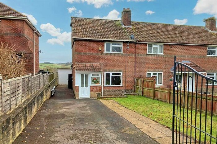 4 Bedroom End Of Terrace House For Sale In Wilton, SP2