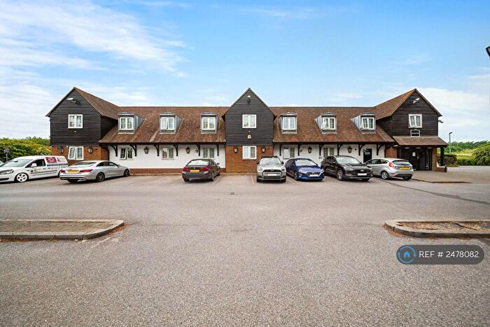 Studio To Rent In Bayswater House, Singlewell, DA12