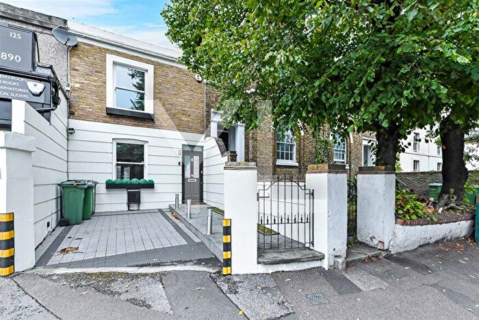 2 Bedroom House To Rent In Shooters Hill Road, Blackheath, SE3