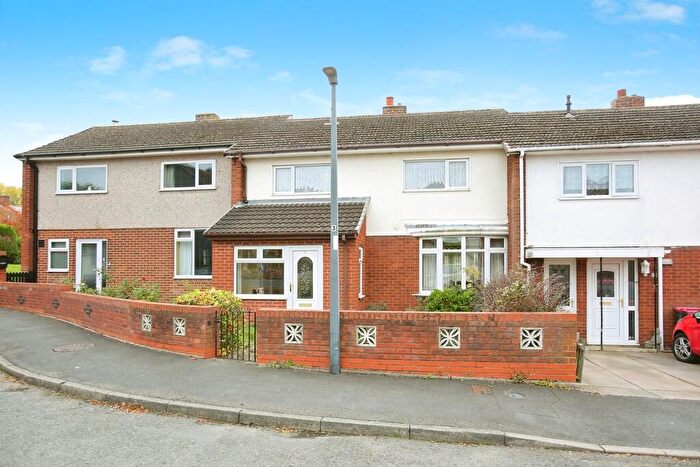 3 Bedroom Terraced House For Sale In Trinity Close, Warton, B79